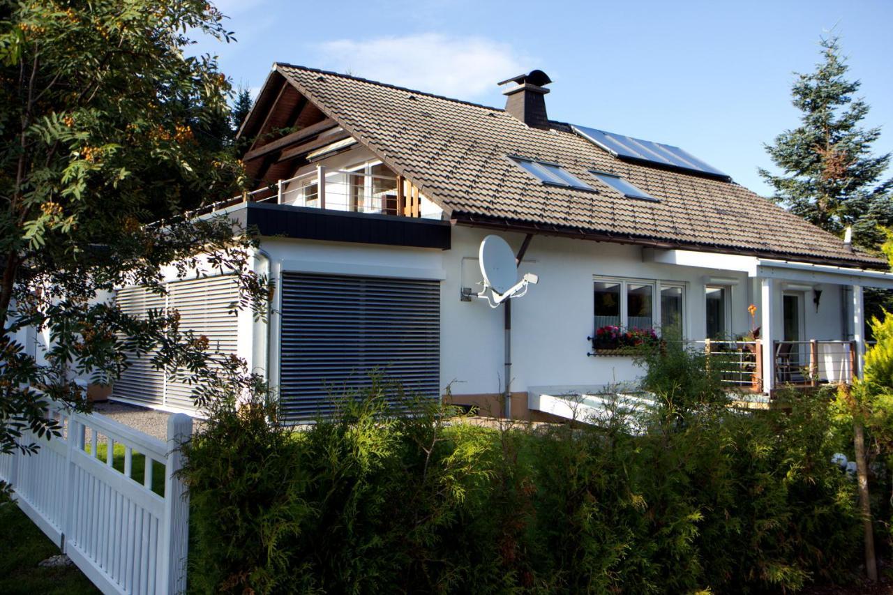 Kuckuckshaeusle Ferienwohnungen Titisee-Neustadt Exterior photo